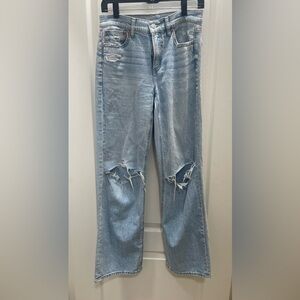 American Eagle Outfitters Light Blue Distressed Strigid Jeans 2 Long